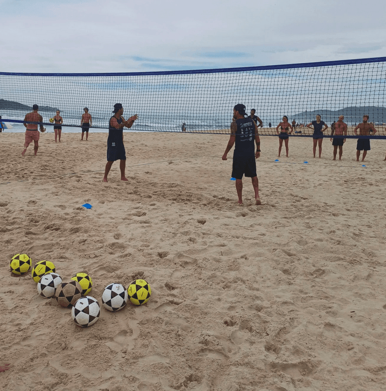 CT Riozinho — treino na praia